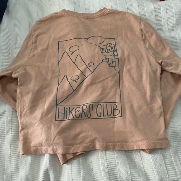 Outdoor Voices Hikers Club Tee - Picture 2 of 4